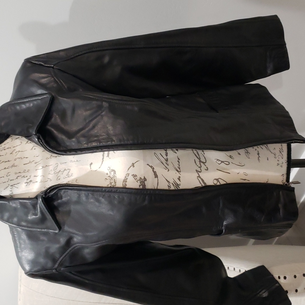 Guess black genuine leather jacket size med